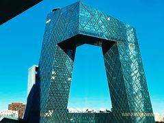 -福楼毕斯罗F Bistronome(国贸商城约会地标景观店)