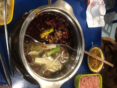 -马路边边麻辣烫联盟路店