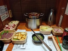-独食火锅·半米屋台(直营总店)