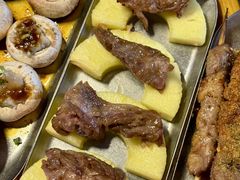 -叽叽扎扎烤肉场(生态城万达店)