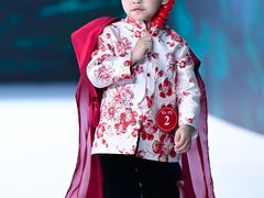 -翎秀服装模特