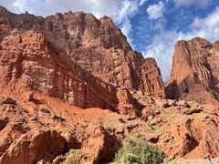 -天山神秘大峡谷