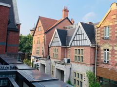 -钟书阁(松江泰晤士小镇店)