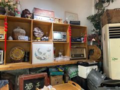-猫爷的腔调·黔小馆(交大医学住宅区店)