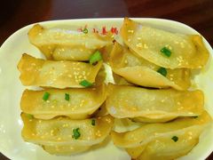牛肉鍋貼-小姜锅贴(凤凰街店)