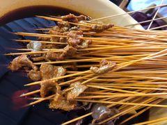 -拈签一笑黄牛肉辣卤串串