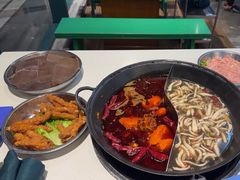 -憨铁匠老火锅(龙岗万科里店)