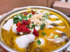 -良鹰美食(延长中路店)