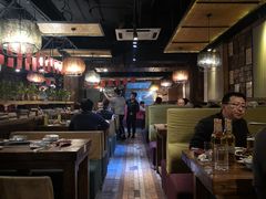 卡座-柿子树炭烤羊腿(金台路店)