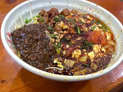 特色三合一-手擀菠菜面(西康路店)