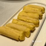 现代时尚渝味菜馆，麻辣的大龙虾霸道得板