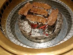 -山川小町·极番烧肉(新地假日广场店)
