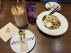 -ZING COFFEE 镜咖啡