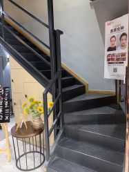 -苏彩·皮肤管理美甲美睫
