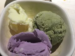 冰淇淋自助-哥老官重庆美蛙鱼头(西湖银泰十一哥店)