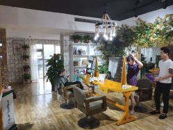 -明洞造型精品烫染