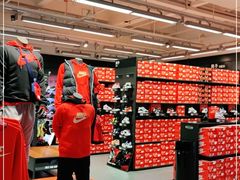 -NIKE佛山胜利换季优惠店