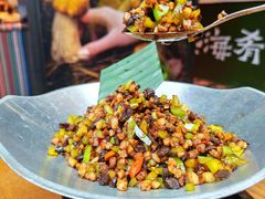 -云海肴·汽锅鸡·云南菜(天山百盛优客店)