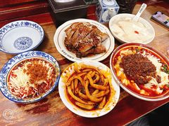 -小谭豆花(西大街店)