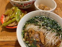 -矮子粉店1985·长沙米粉(湘春路店)