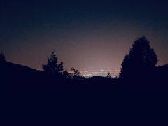 -鬼笑石后山停车场