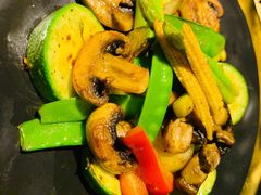 扒有机时蔬-觅福里•熟成和牛餐厅