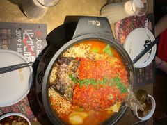 -吞鱼兽麻辣烤鱼(万达店)