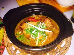 -Lanterns Vietnamese Restaurant