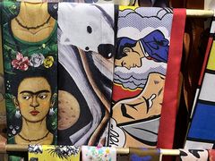 -恋物百货商店(华侨城店)