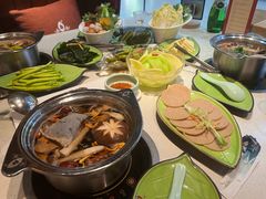 -一叶一世界·素食餐厅(锦华万达店)
