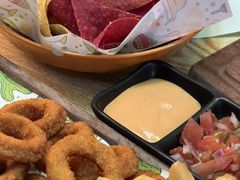 -Famous肥猫墨西哥音乐餐吧(五棵松华熙LIVE店)