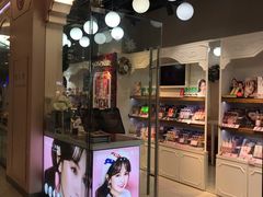 -4iNLOOK美瞳店(龙之梦购物中心虹口店)