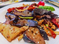 -宴语·新疆菜·大盘鸡·烤肉(北泉店)