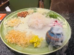 -得意咚瓜·顺德鱼生·冬瓜火锅(深圳首店)