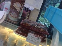 -红宝石·鲜奶小方(曲阳店)