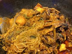 -山河屯铁锅炖(哈西站店)