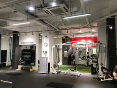 -汗水空间私教健身连锁(SM广场店)