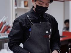 -UNI UNI(环亚凯瑟琳店)