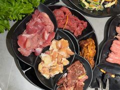 -啊美丽炭火烤肉(滑翔一店)