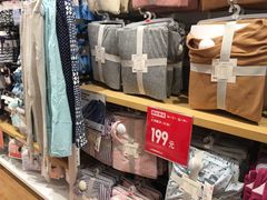 -优衣库(长沙国金中心店)