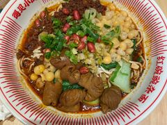 -遇见小面(东方宝泰店)