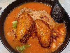 番茄浓汤鸡翅猪扒通粉-华嫂冰室(尖沙咀店)