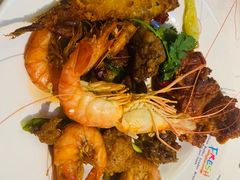 -领鲜活海鲜榴莲自助火锅(东门店)