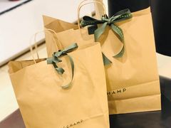-Longchamp(佛罗伦萨小镇奥特莱斯店)