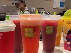 -奈雪的茶(七宝领展广场店)