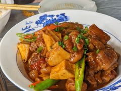 臭豆腐烧猪-小杨酒家(华苑小区店)