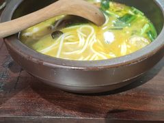 -良米山·云南野生菌过桥米线(上海首店)