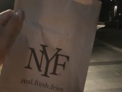 -纽约薯条(世豪广场店)