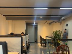 -三湘四水正宗湘菜(君峰路店)