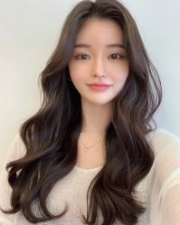 -变画·发型STUDIO